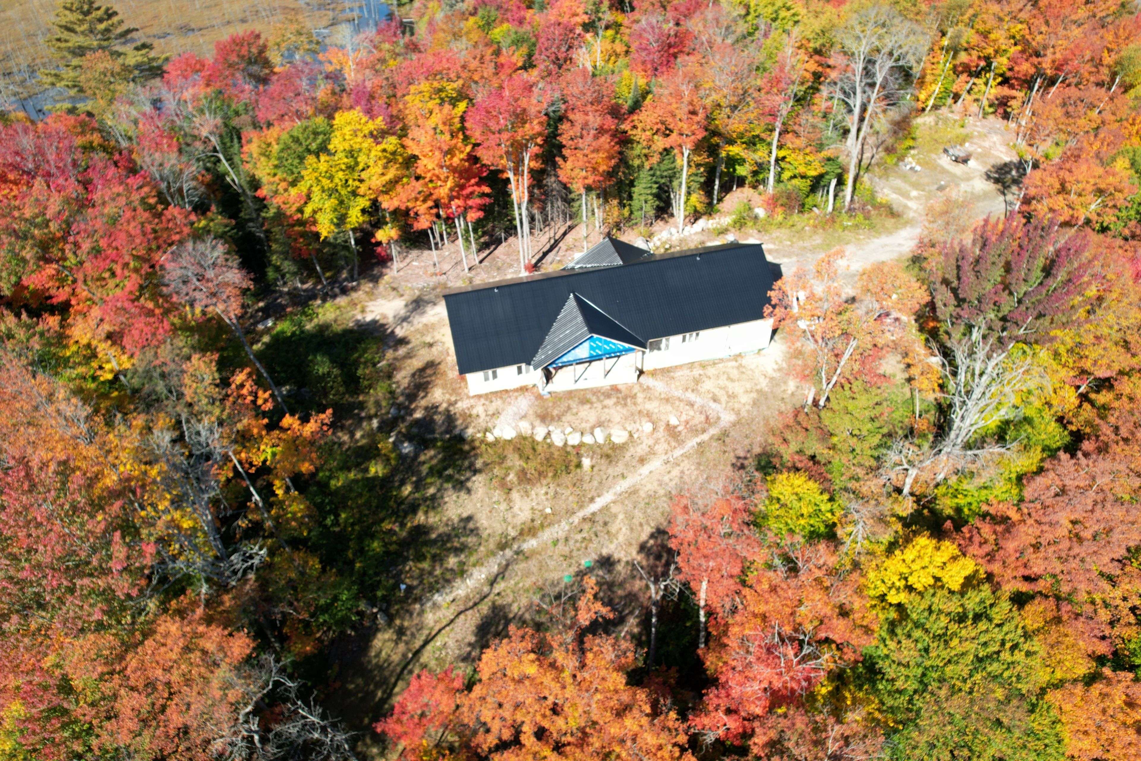 121 Loon Lake RD, Magnetawan, ON P0A 1Z0