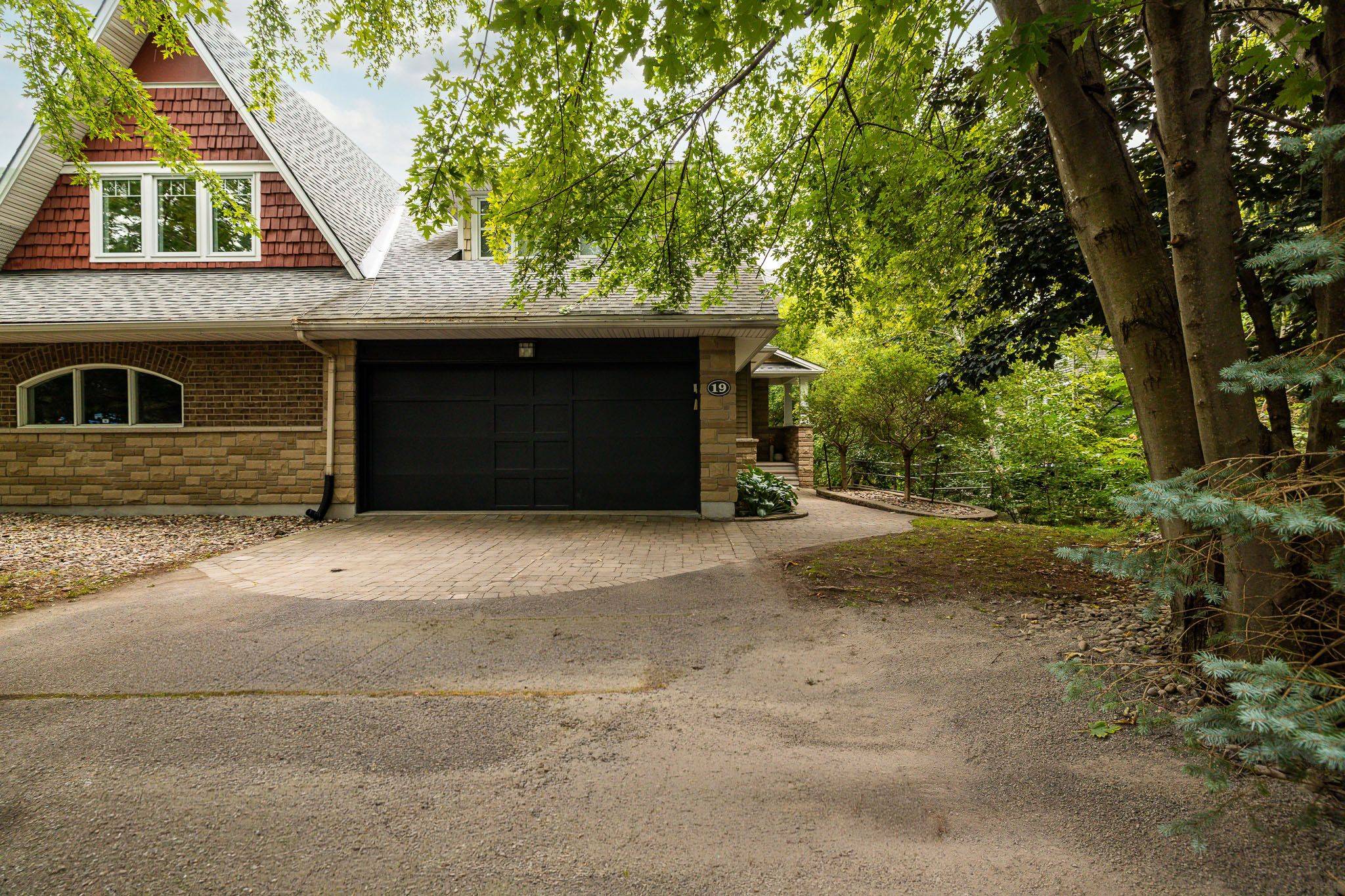 19 Creeks End LN, Crystal Bay - Rocky Point - Bayshore, ON K2H 1C7