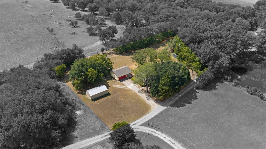 707 Ovilla Road, Waxahachie, TX 75167