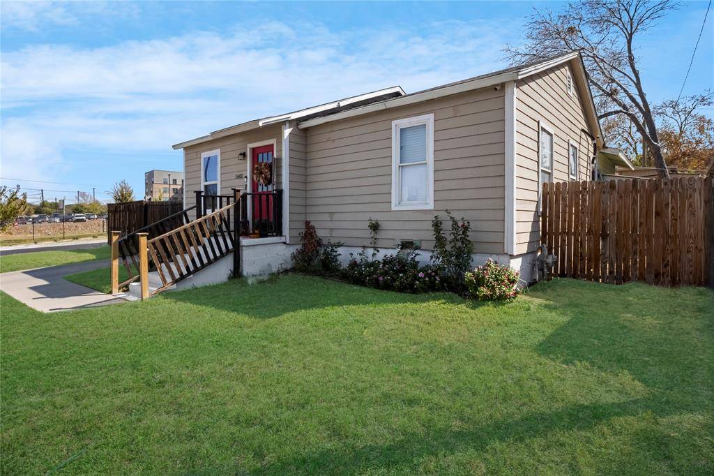 1601 Andrew Avenue, Fort Worth, TX 76105