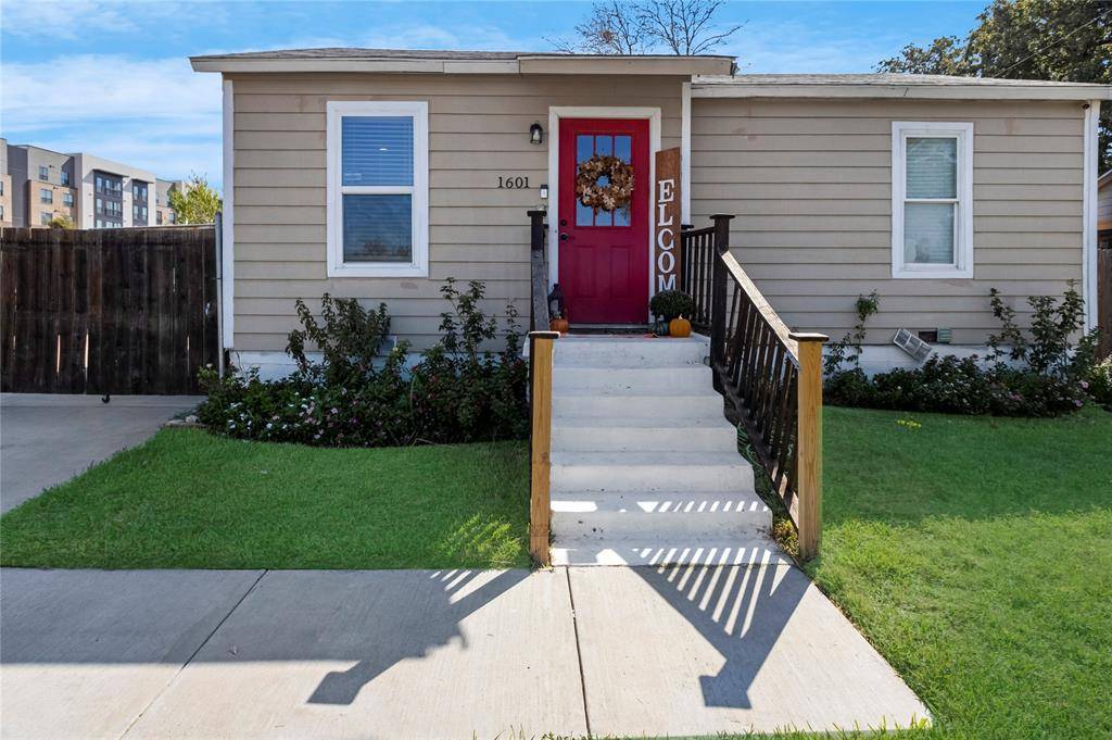 1601 Andrew Avenue, Fort Worth, TX 76105