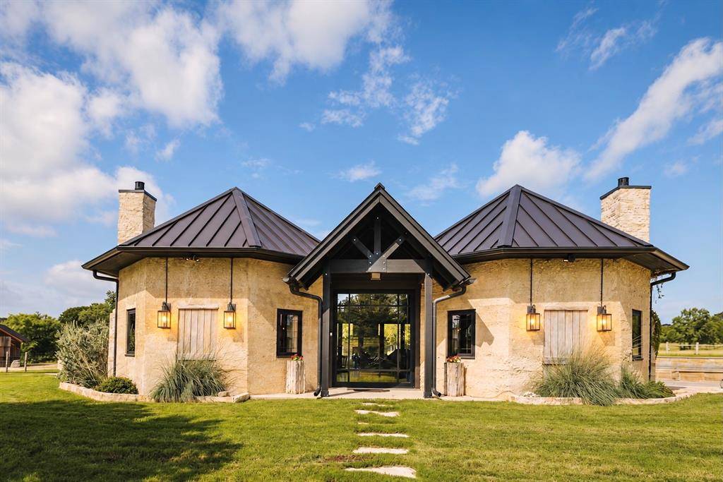3311 County Road 1035, Meridian, TX 76665