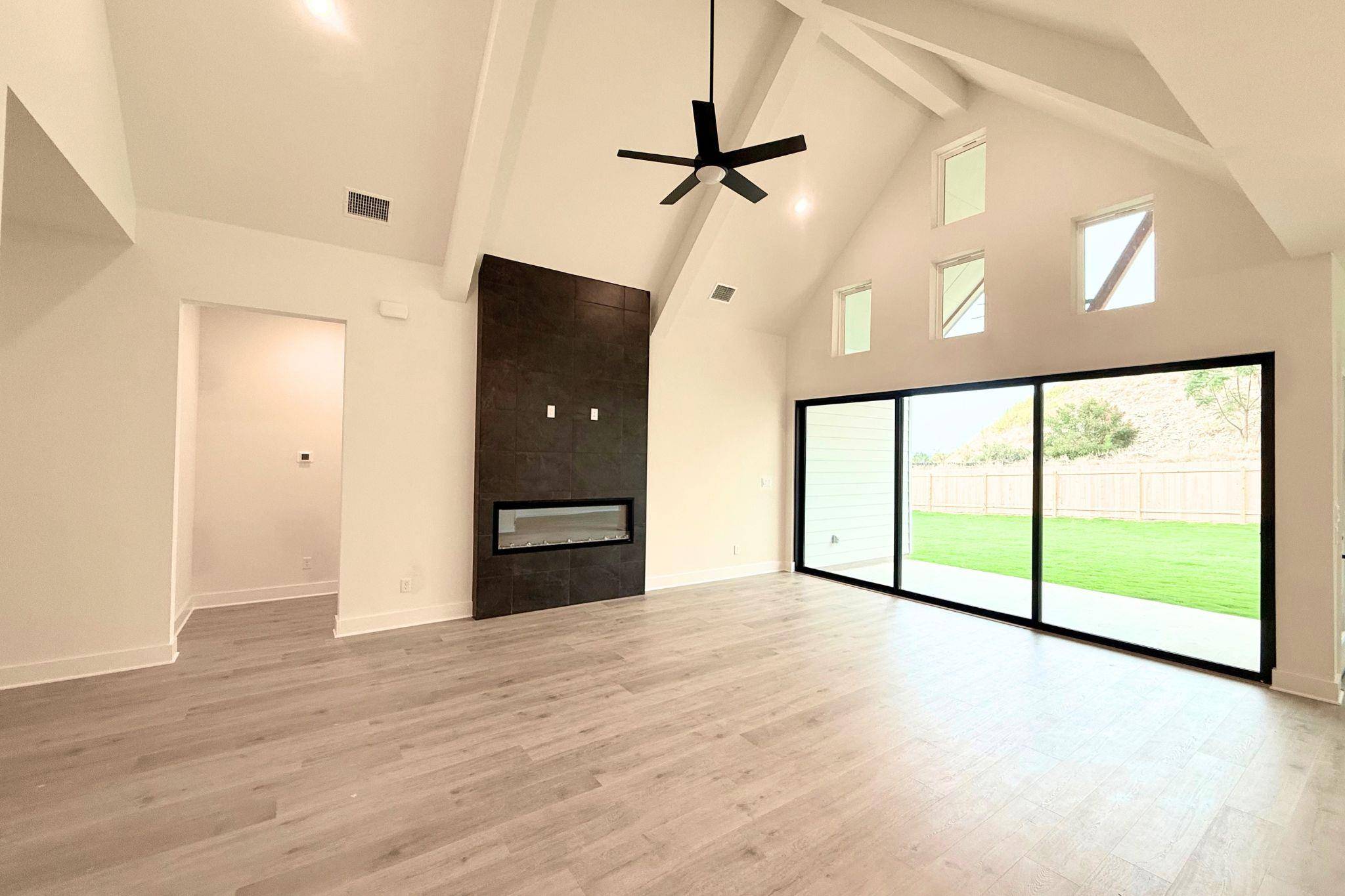 1517 Shelby LN, Georgetown, TX 78628