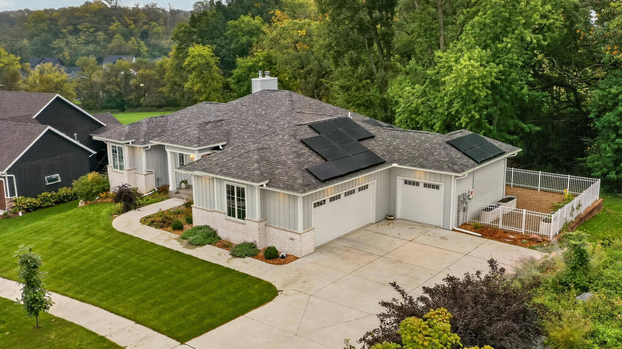 4184 Stone Point DR NE, Rochester, MN 55906