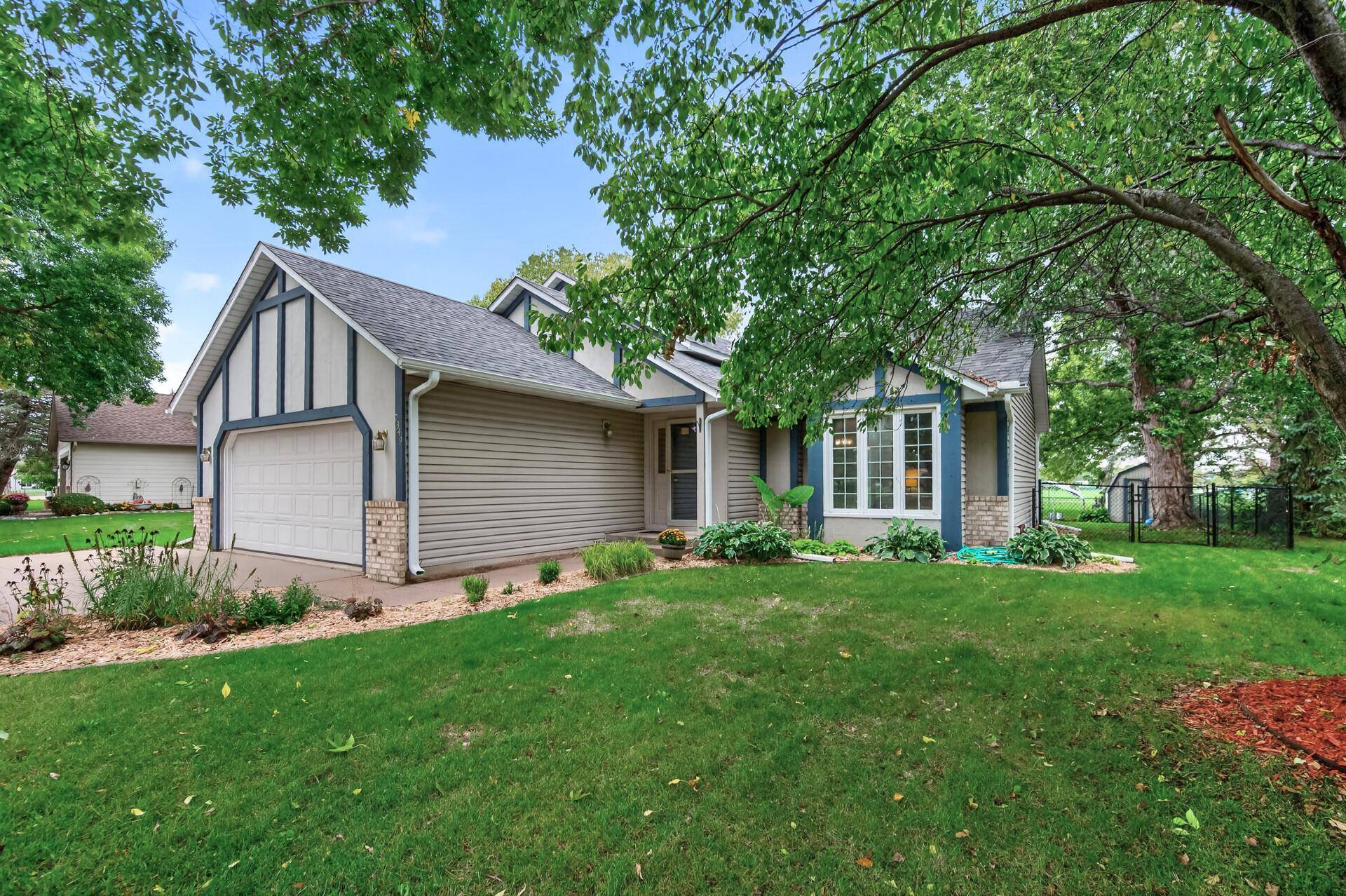 9349 Indian BLVD S, Cottage Grove, MN 55016