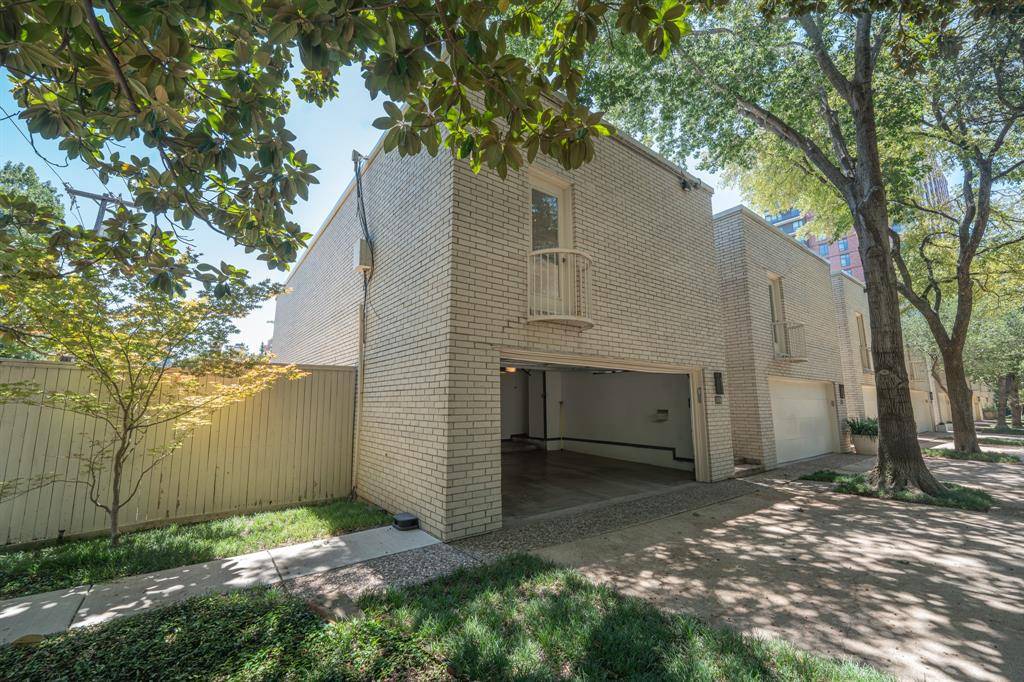 2818 Welborn Drive #9, Dallas, TX 75219