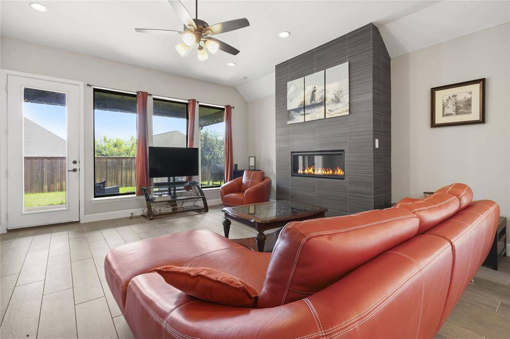 9412 Blue Stem Lane, Little Elm, TX 75068
