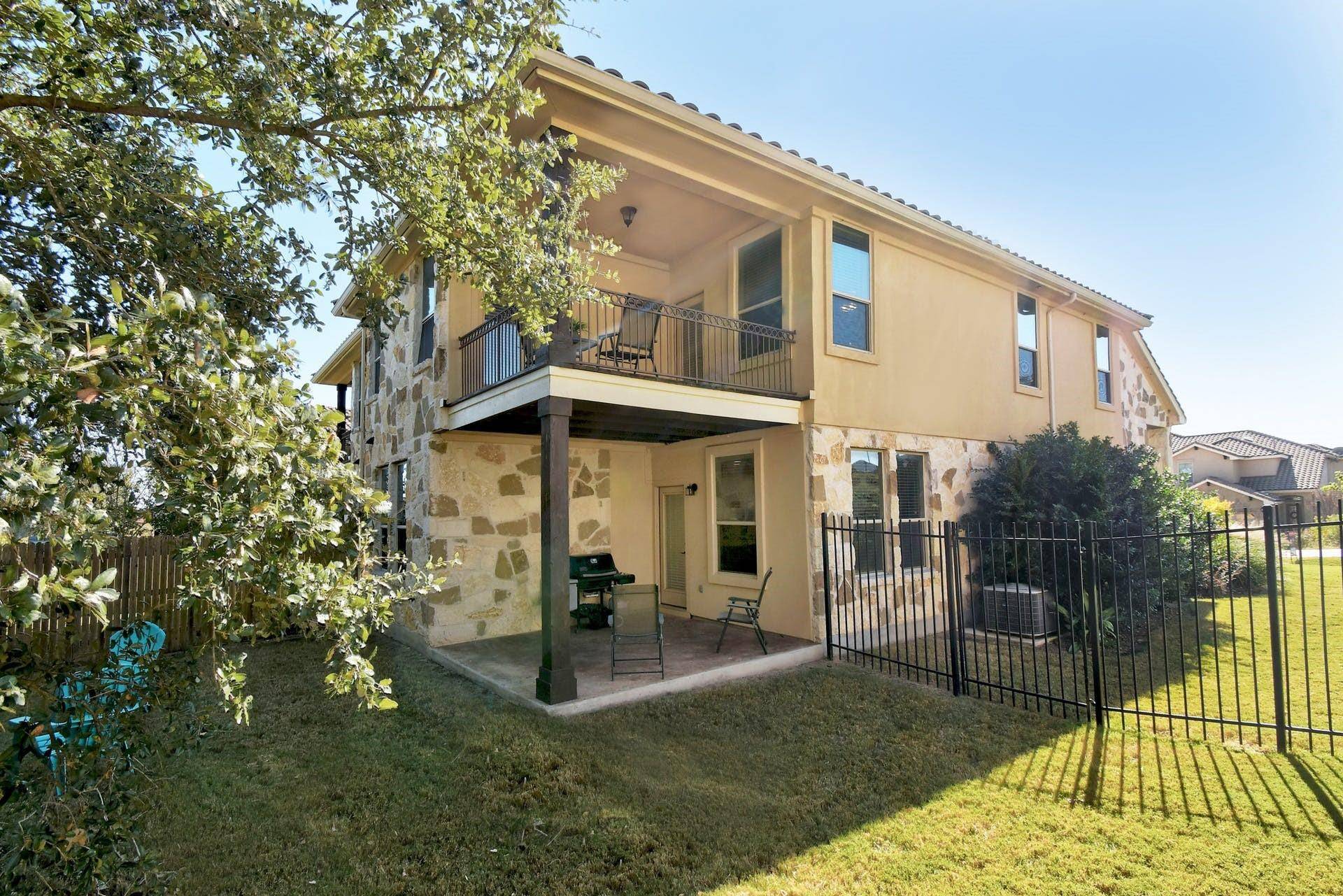 513 S Meadowlark ST #A, Lakeway, TX 78734