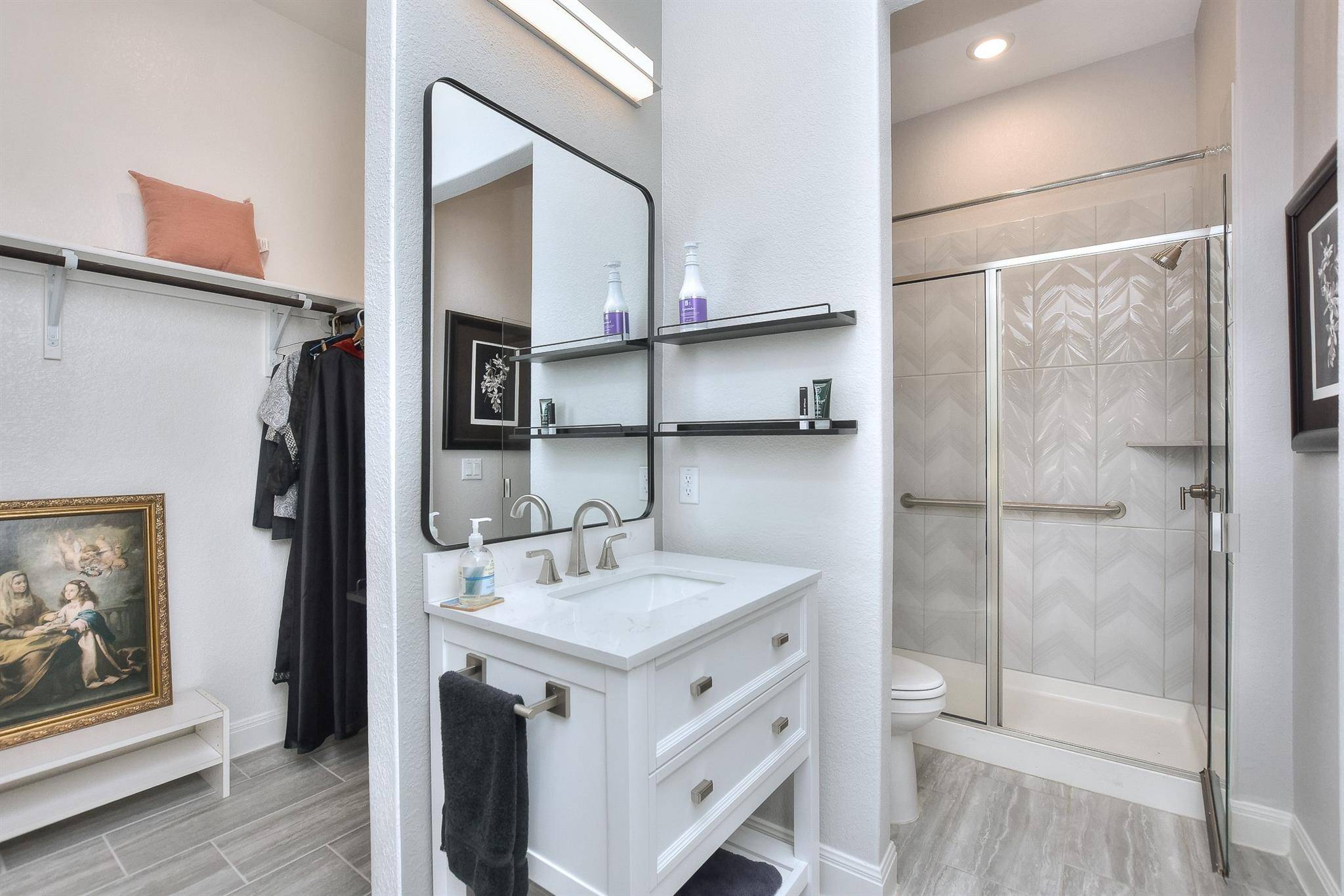 400 Iron Rail LN, Georgetown, TX 78633