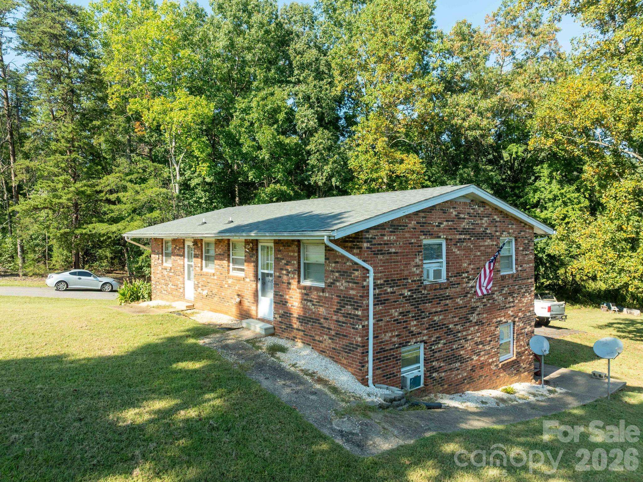 2646 Campground RD, Granite Falls, NC 28630
