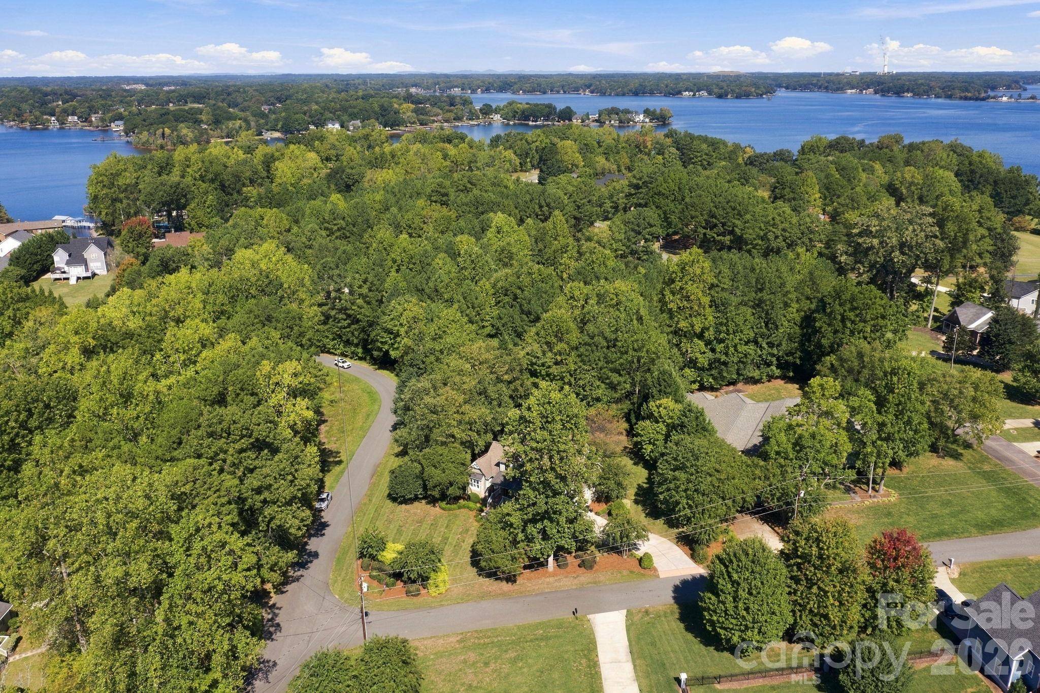 7481 Brotherton RD, Denver, NC 28037