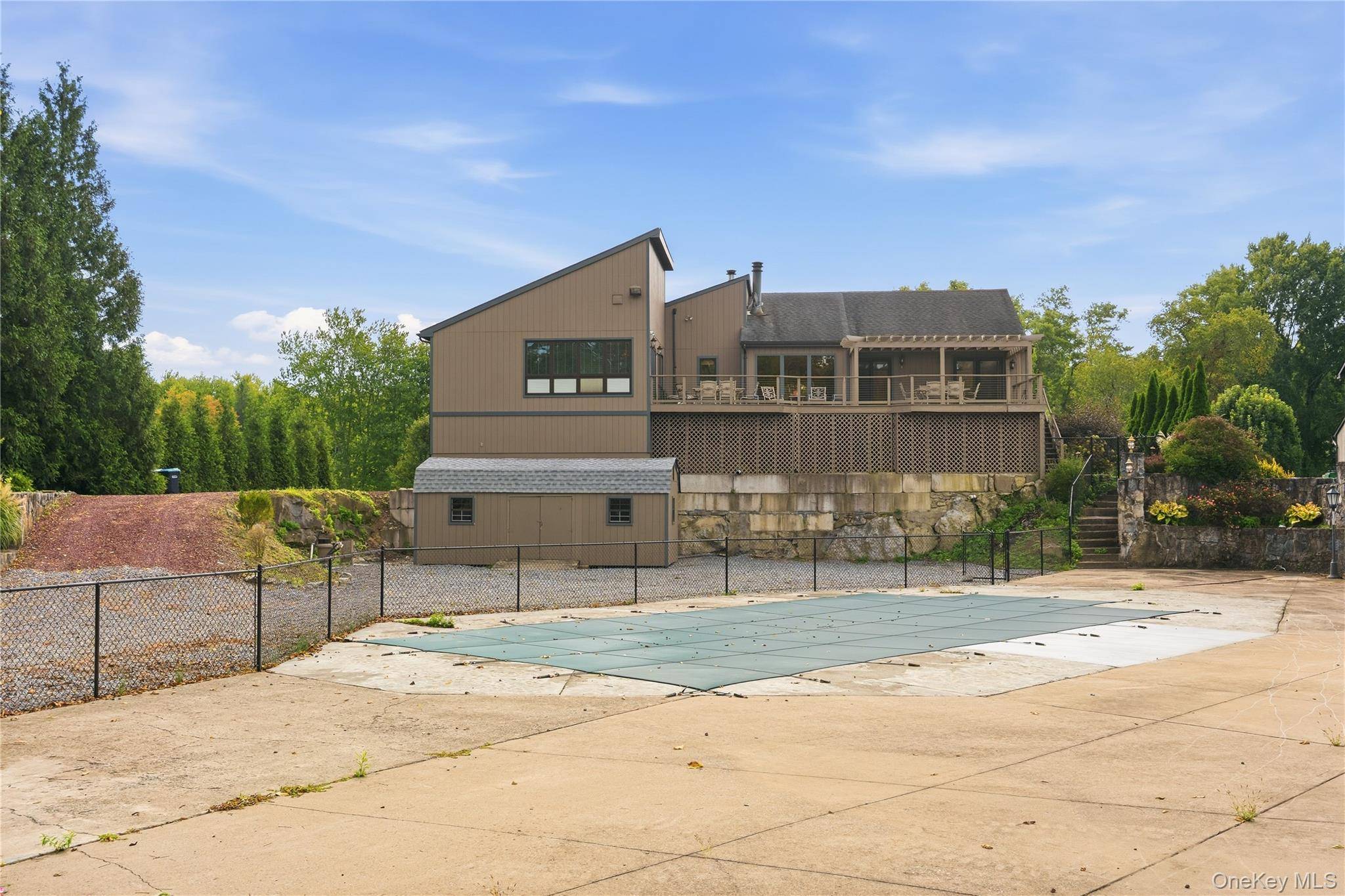 6 Flower RD, Hopewell Junction, NY 12533