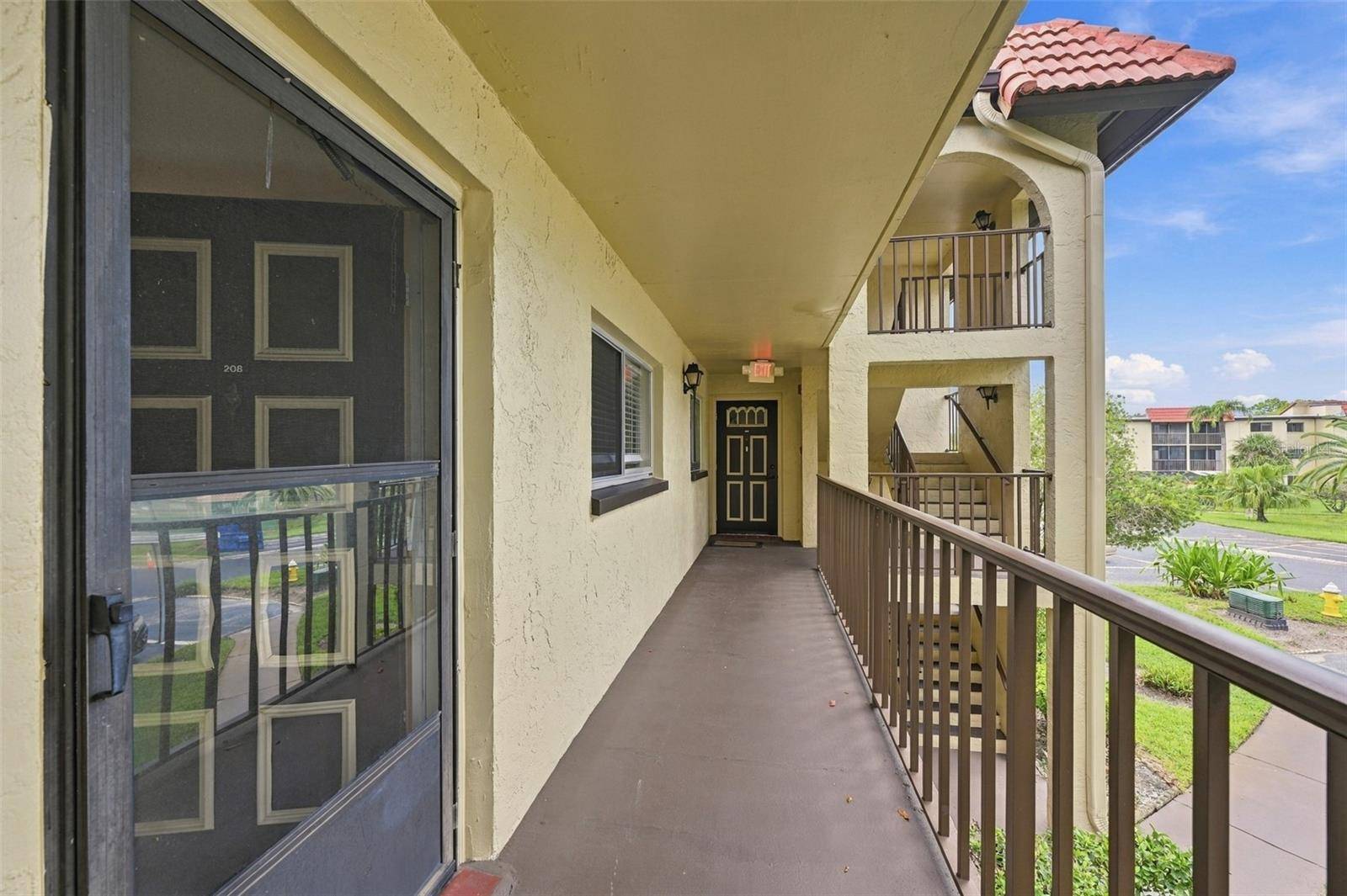 3077 CASA DEL SOL CIR #208, Clearwater, FL 33761