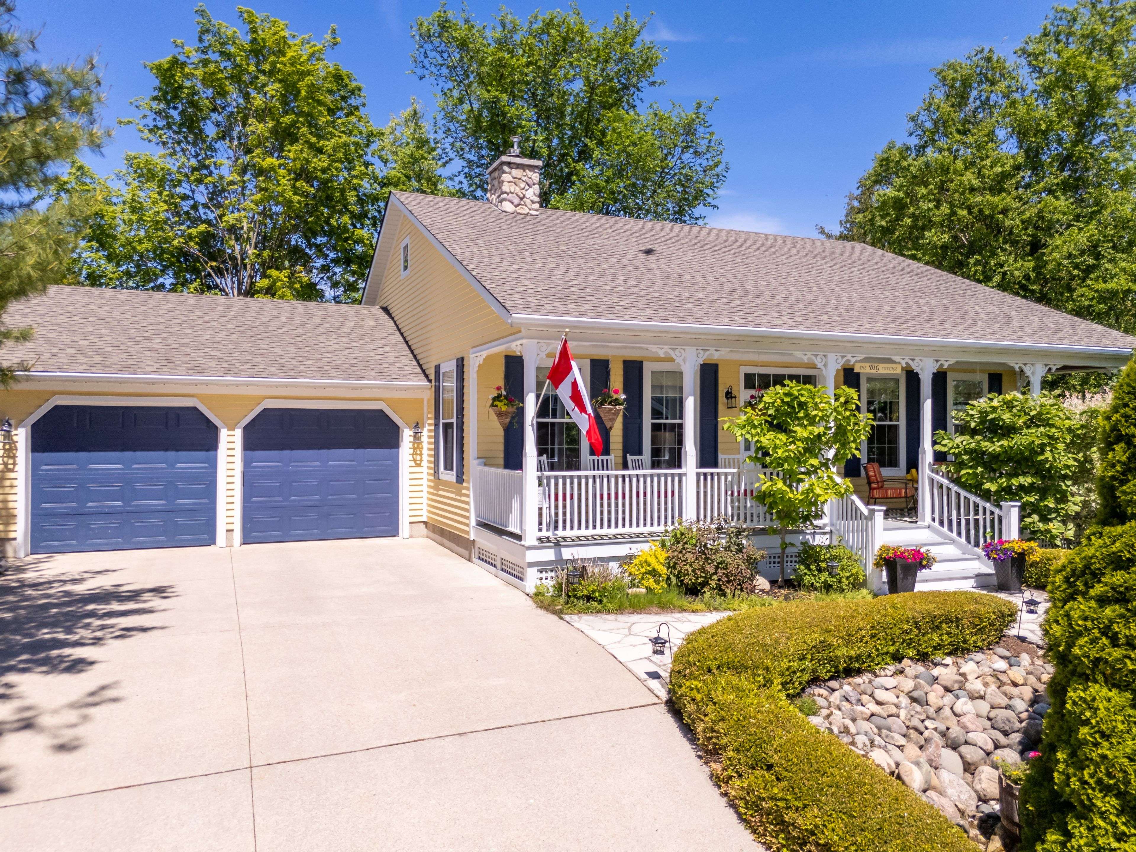 206 BEACON LN, Saugeen Shores, ON N0H 2L0