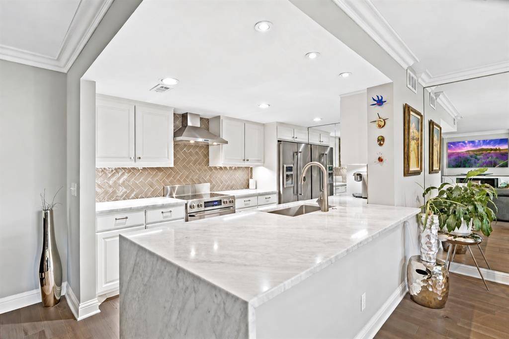 3621 Turtle Creek Boulevard #2D, Dallas, TX 75219