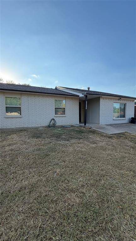 3208 Chalmette Court, Forest Hill, TX 76140