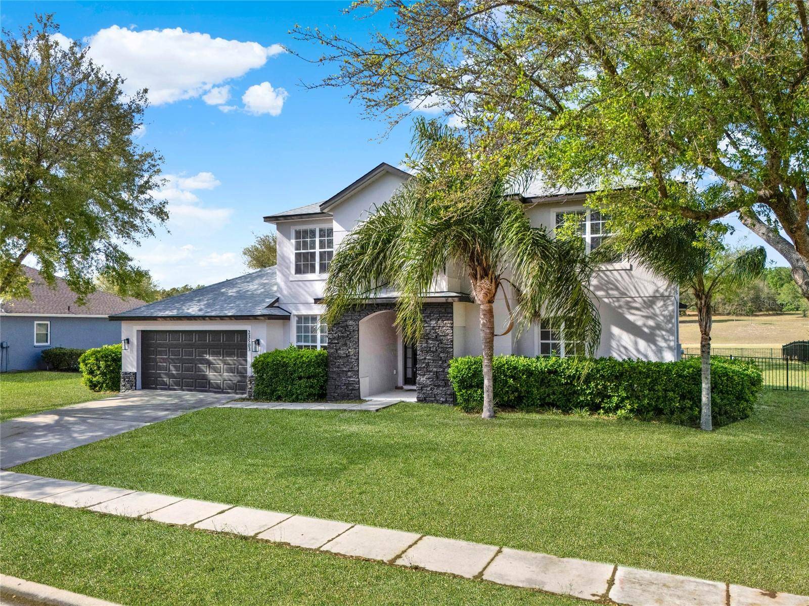 23503 VALDERAMA LN, Sorrento, FL 32776
