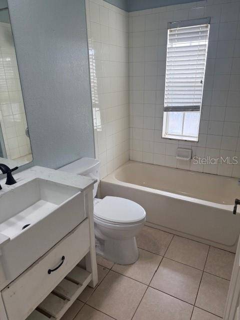 3025 GREYSTONE LOOP #302, Kissimmee, FL 34741