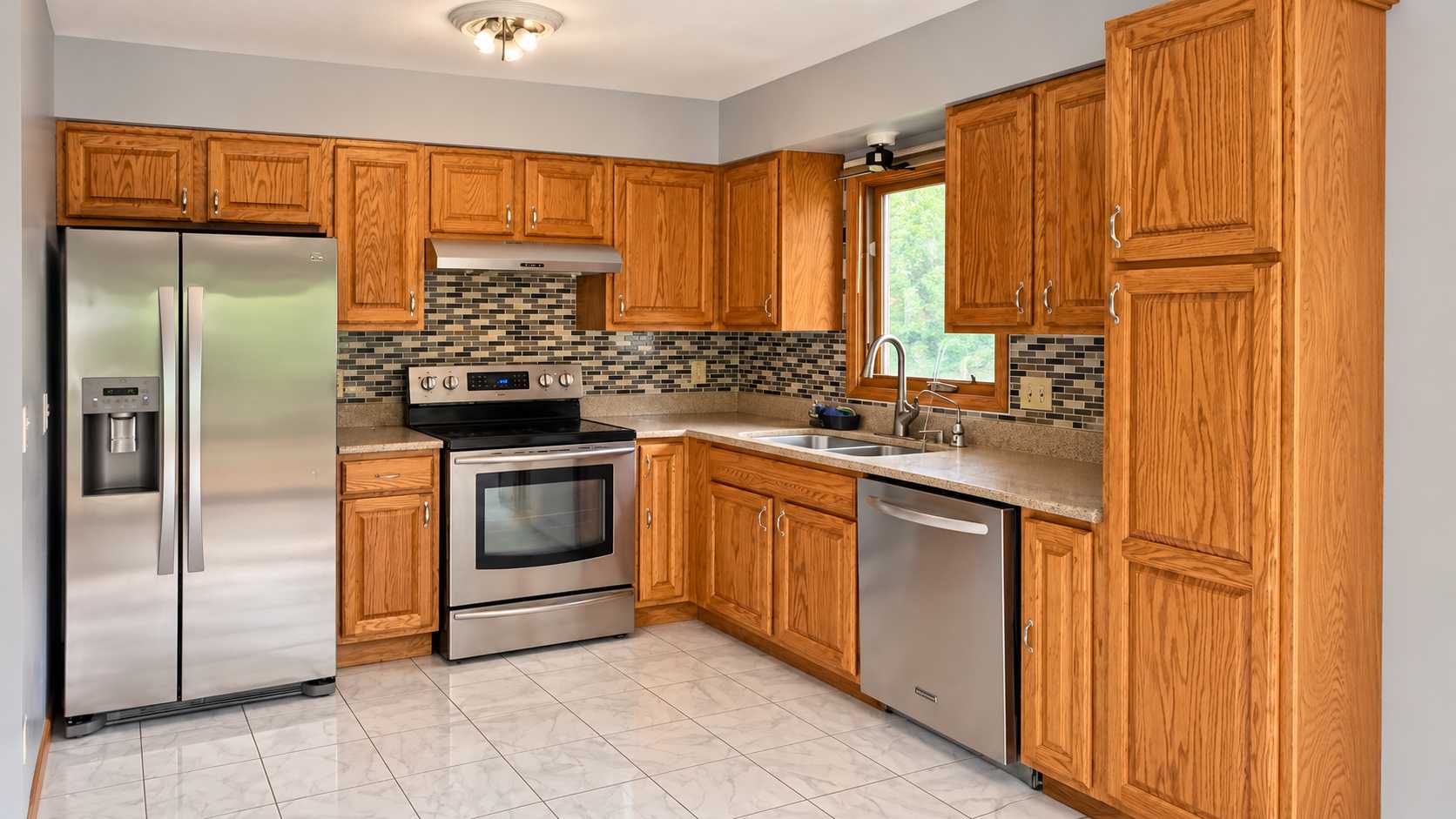 5316 Brookdale DR N, Brooklyn Park, MN 55443