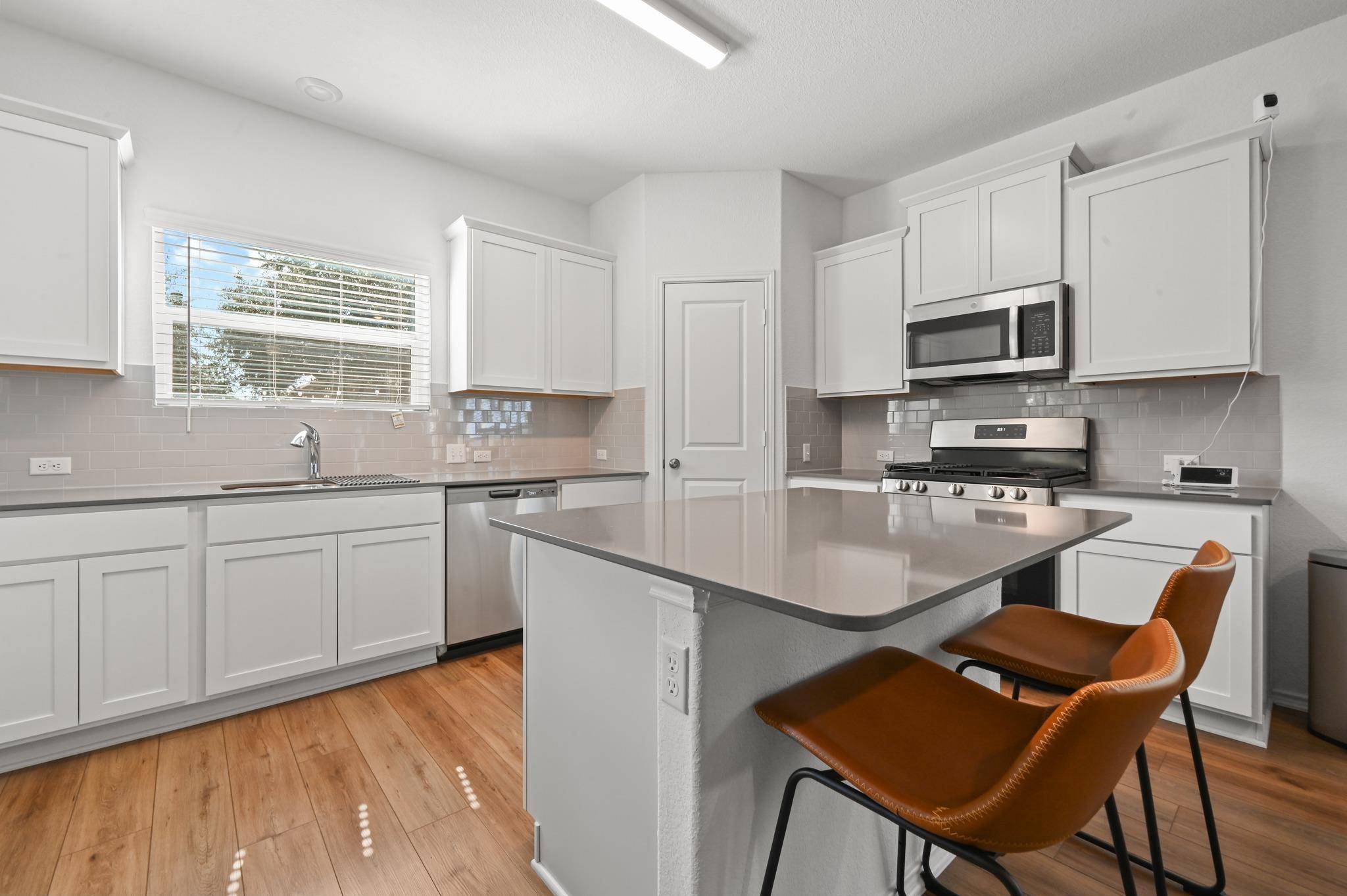 7903 Prairie Rye DR, Lago Vista, TX 78645