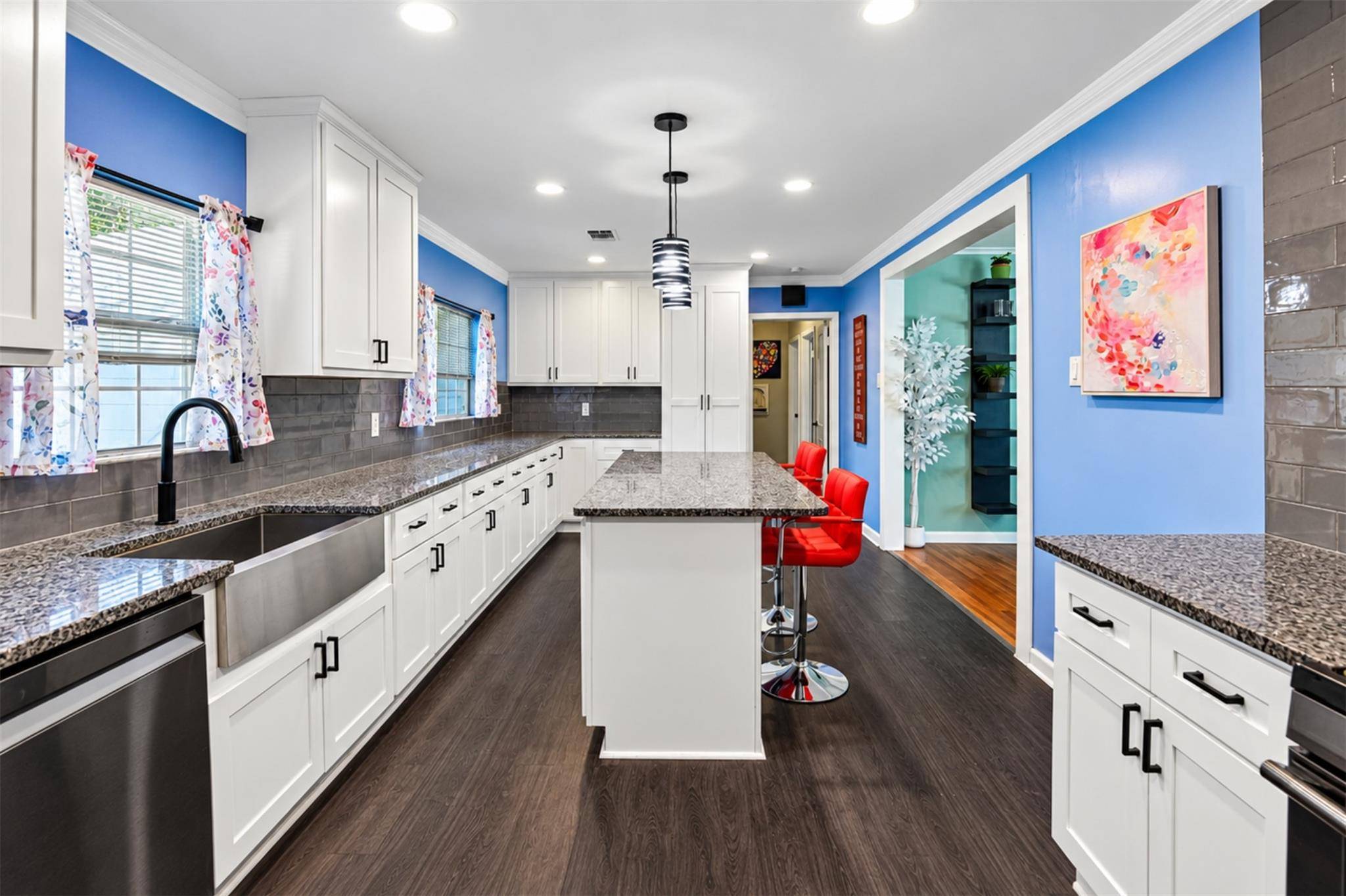 331 Sutton DR, San Antonio, TX 78228