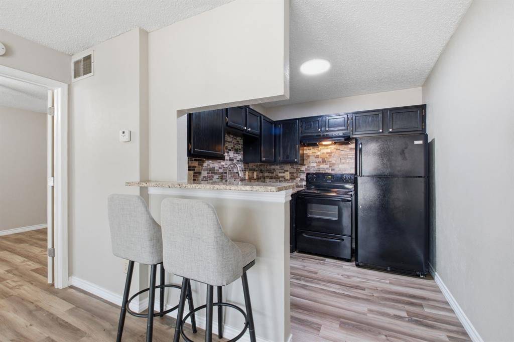 18333 Roehampton Drive #416, Dallas, TX 75252