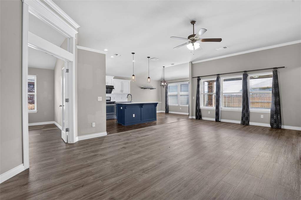 10408 NW 35th ST, Yukon, OK 73099