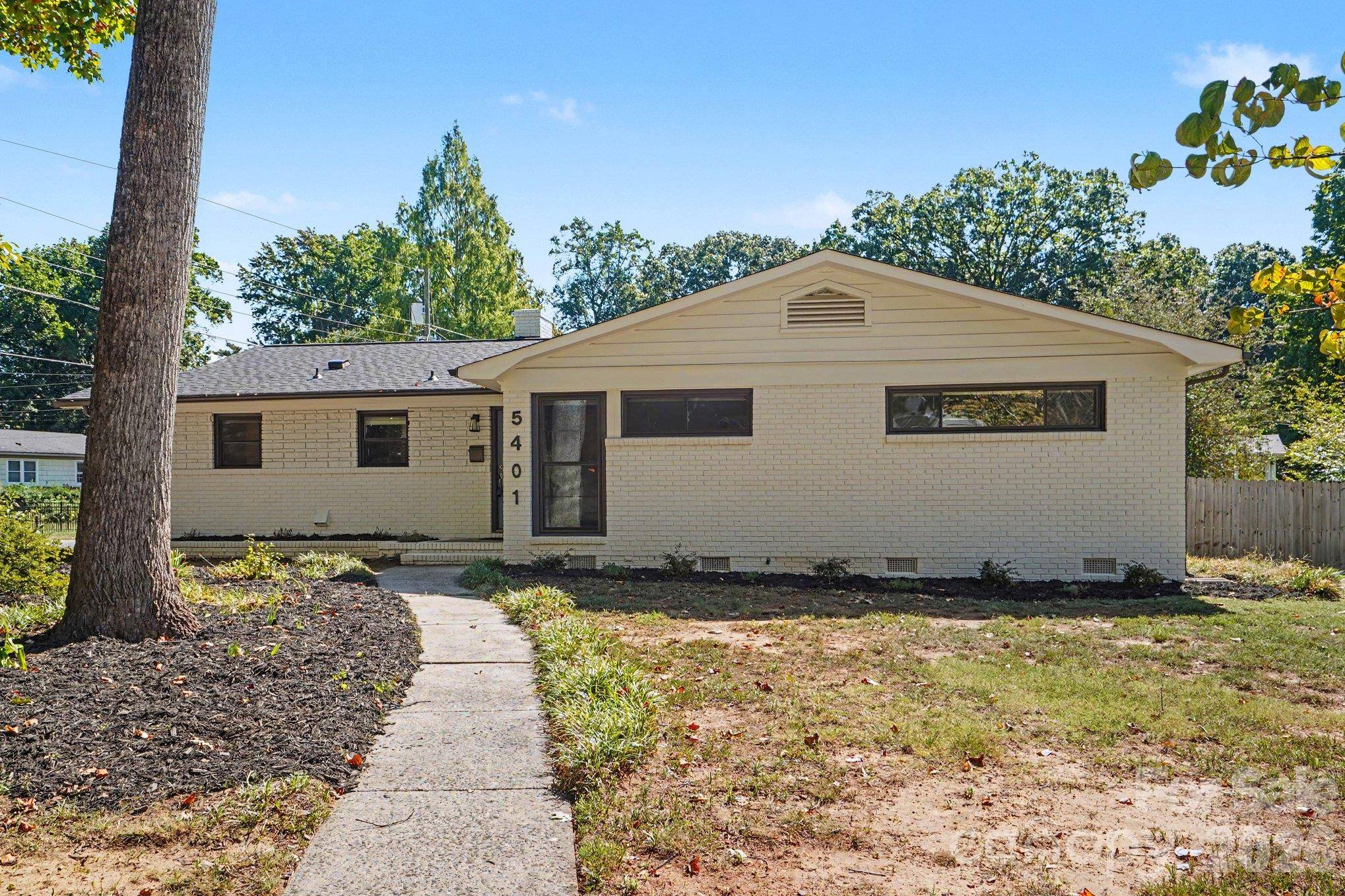 5401 Seacroft RD, Charlotte, NC 28210