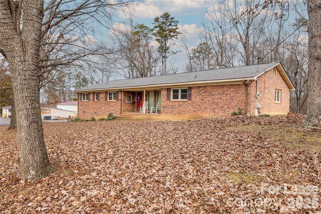 24752 Kates DR, Albemarle, NC 28001