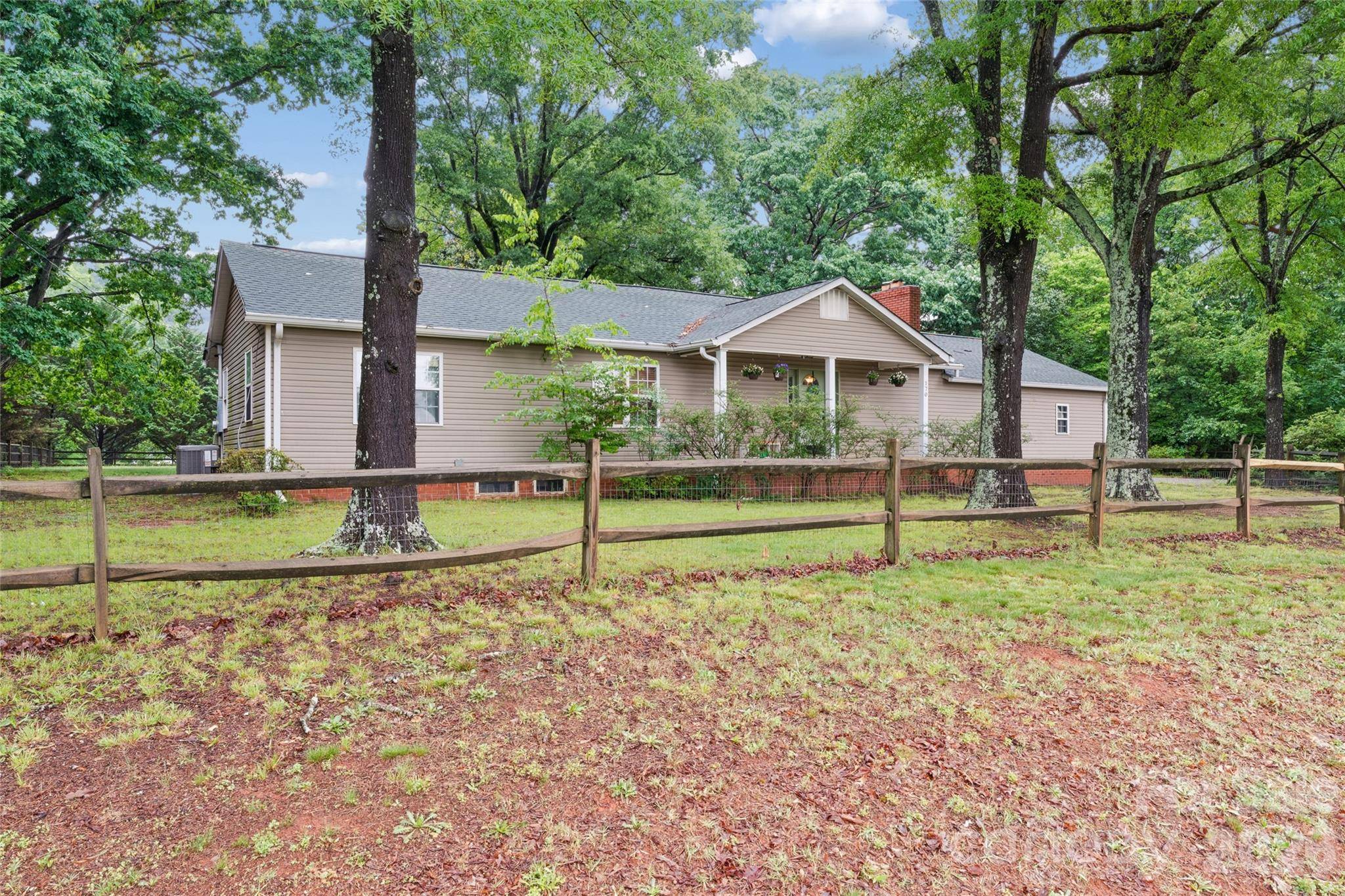 170 Scotts Creek RD, Statesville, NC 28625
