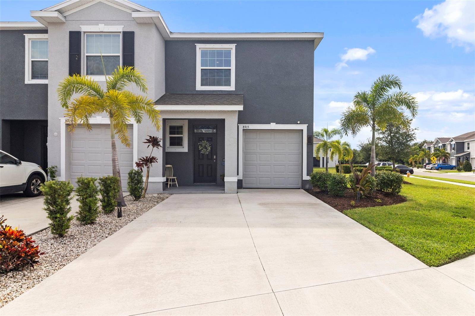 8915 MILESTONE DR, Sarasota, FL 34238
