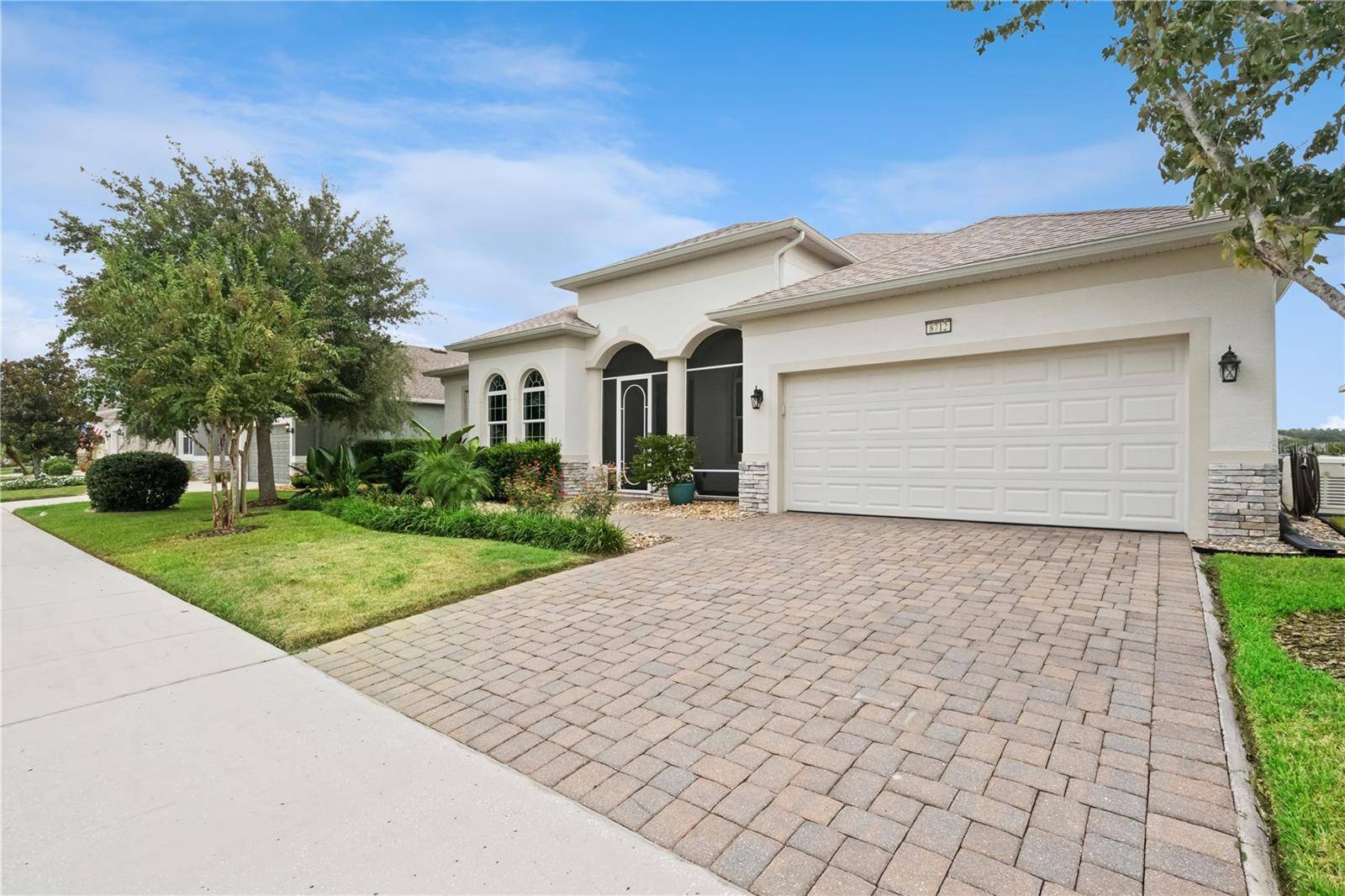 8712 BRIDGEPORT BAY CIR, Mount Dora, FL 32757