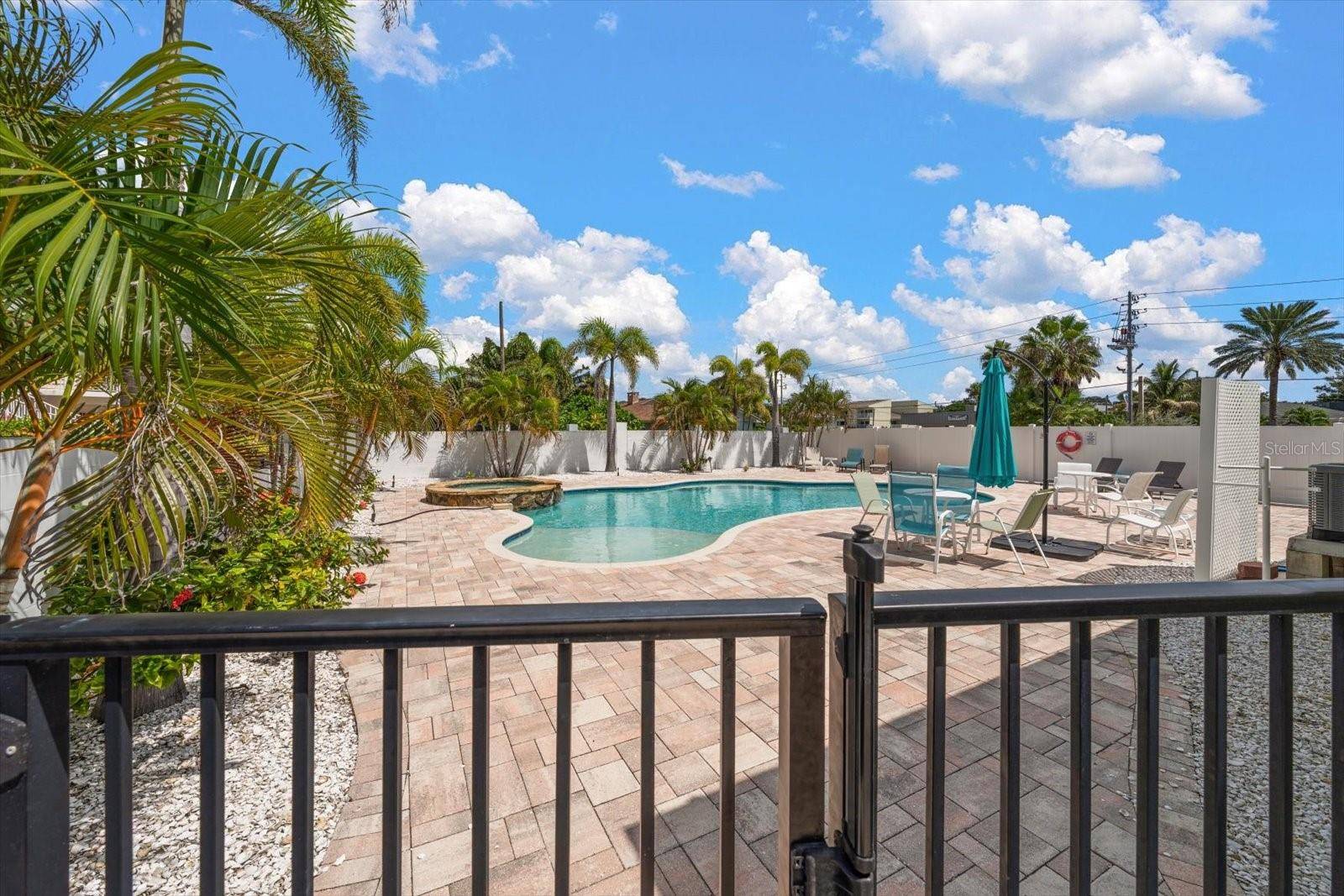 1512 GULF BLVD, Indian Rocks Beach, FL 33785