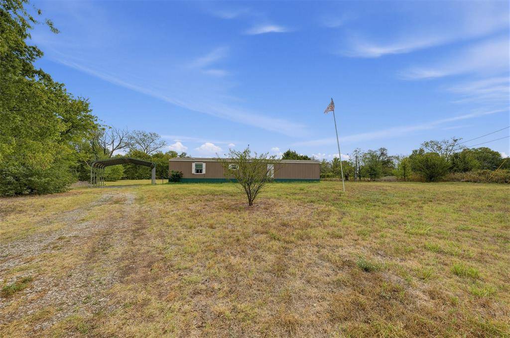 320 E 10th ST, Okemah, OK 74859