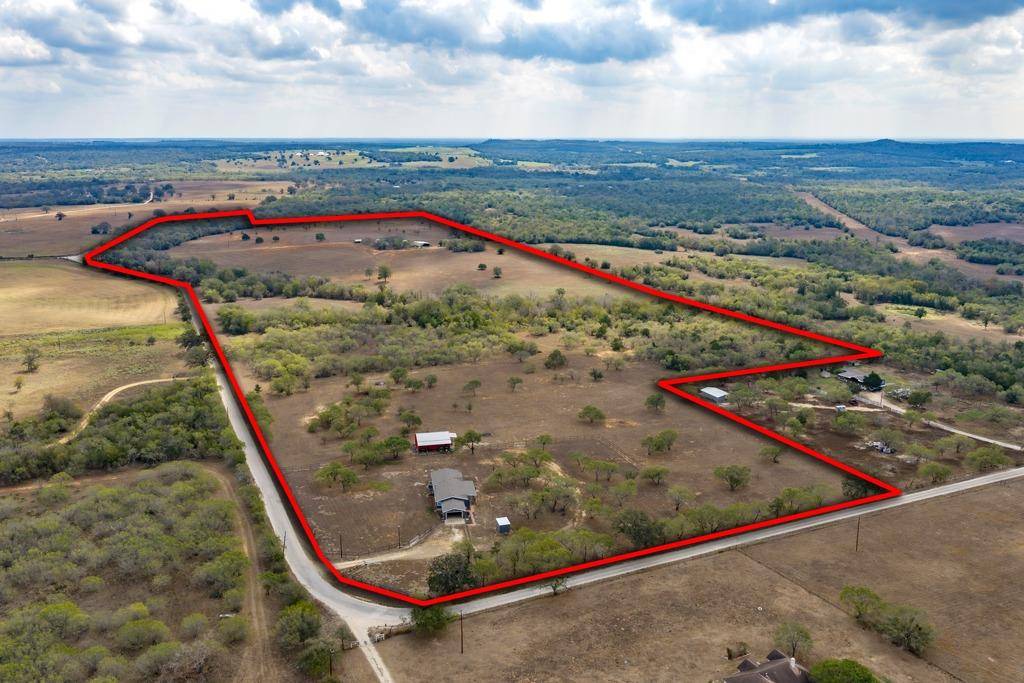 1610 Silver Mine RD, Dale, TX 78616