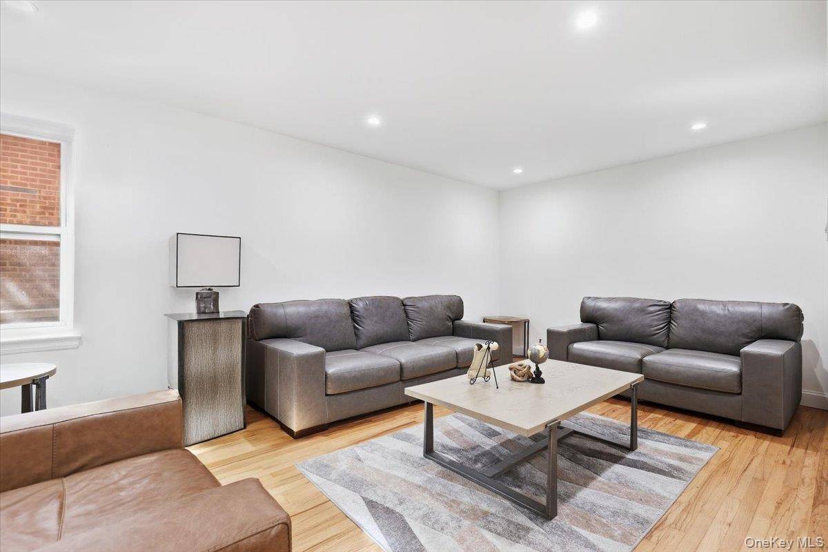 30 Ehrbar #F121, Mount Vernon, NY 10552