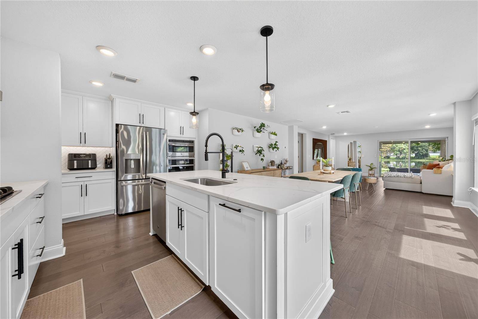 1745 HOUR GLASS DR, Orlando, FL 32806