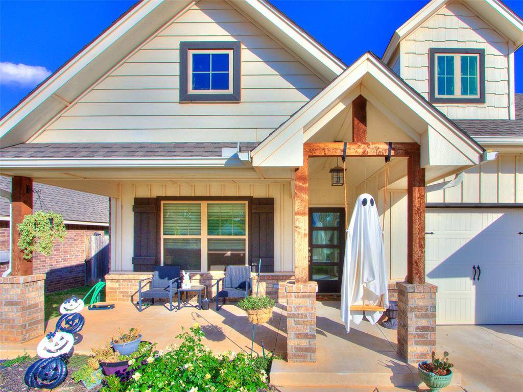 617 Side Track RD, Yukon, OK 73099