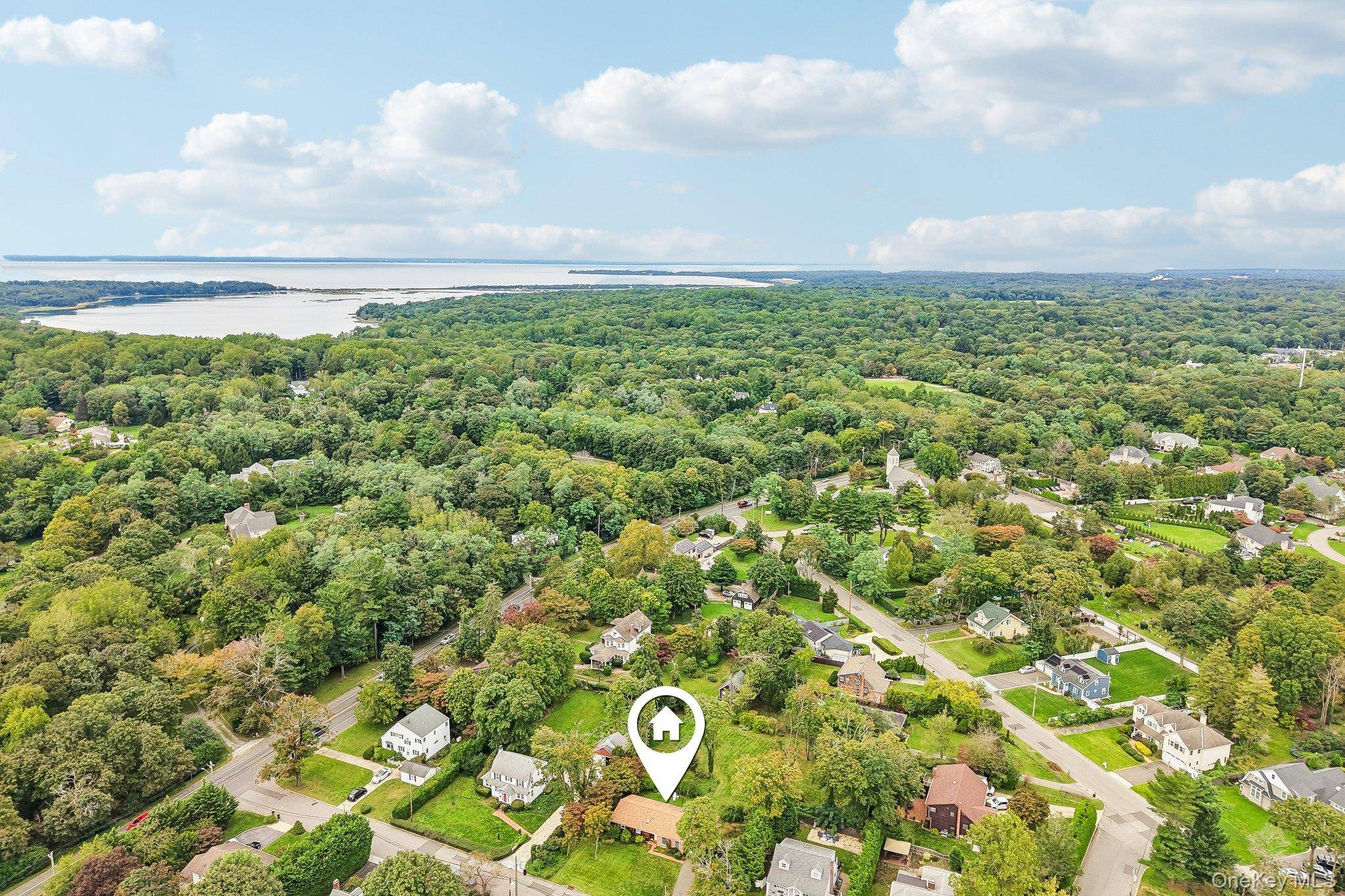 365 Van Buren ST, Saint James, NY 11780