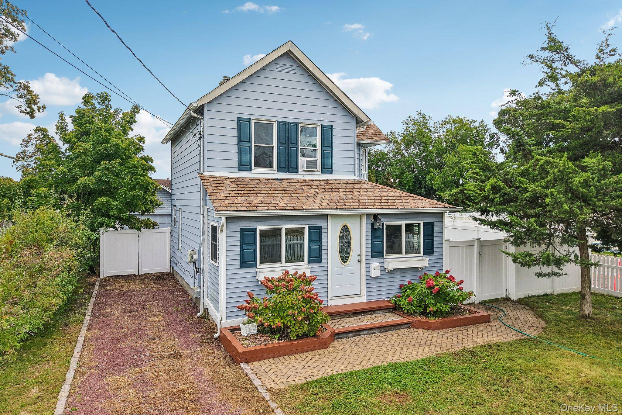195 River AVE, Patchogue, NY 11772