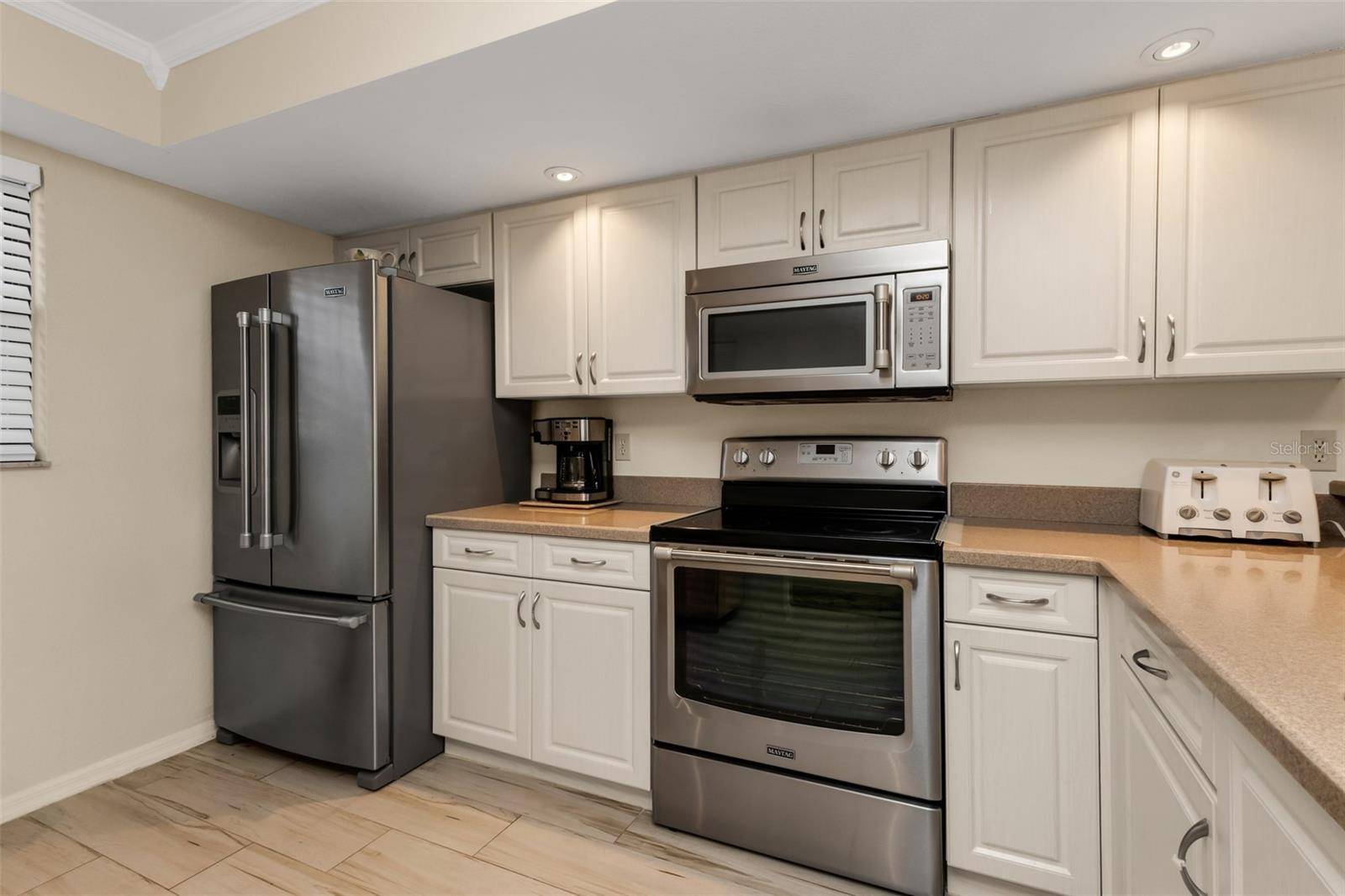 367 COLDEWAY DR #H10, Punta Gorda, FL 33950