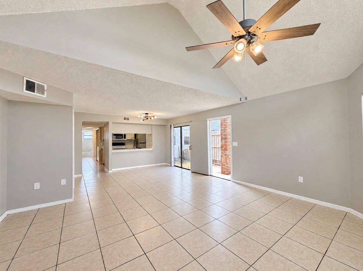 3002 RIO GRANDE TRL #3002, Kissimmee, FL 34741