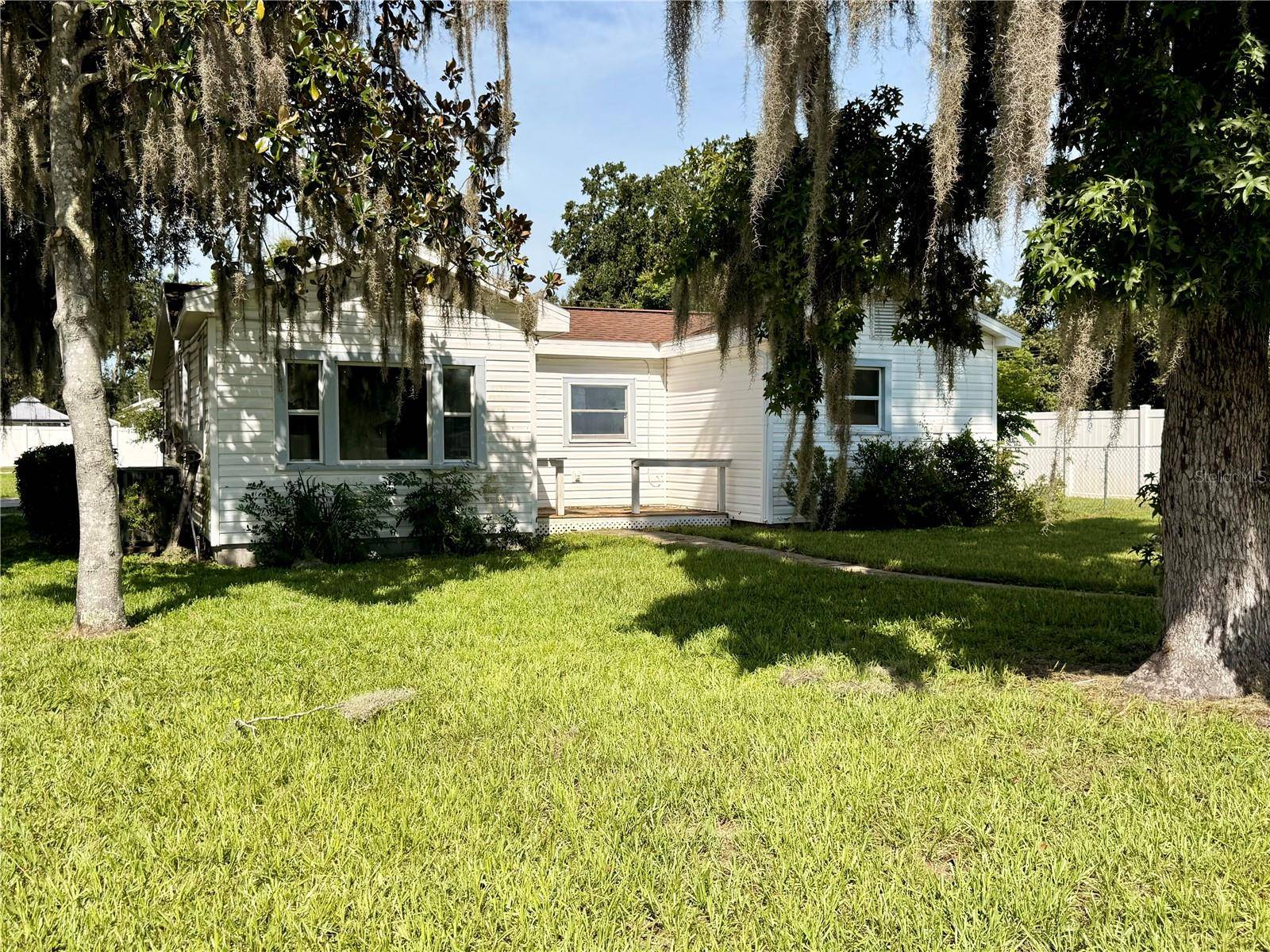 5629 19TH ST, Zephyrhills, FL 33542
