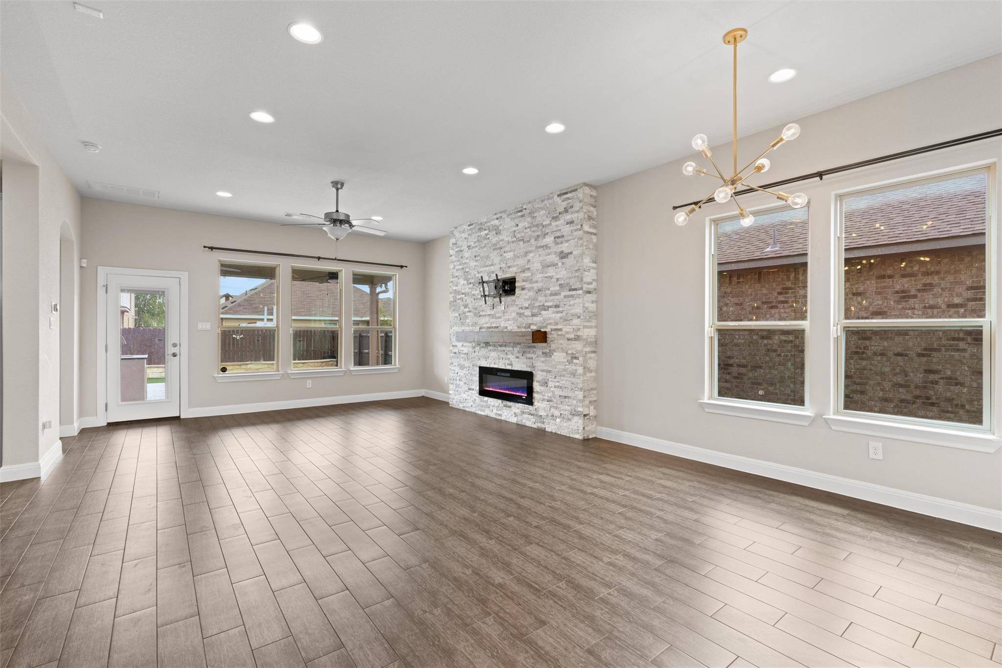 16925 Lathrop Ave, Pflugerville, TX 78660