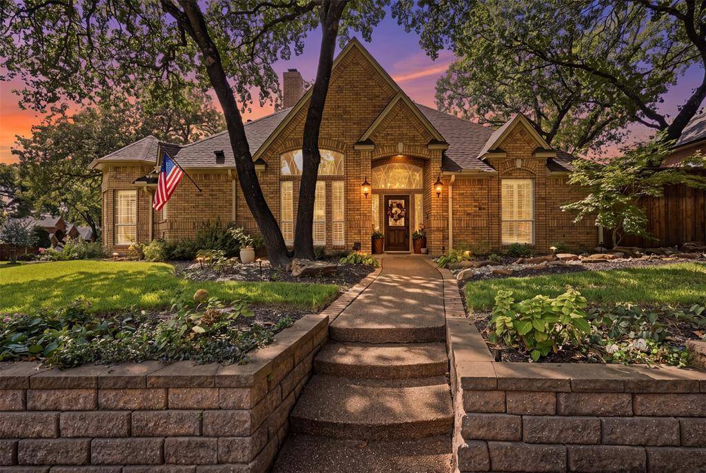 924 Ridge Court, Keller, TX 76248