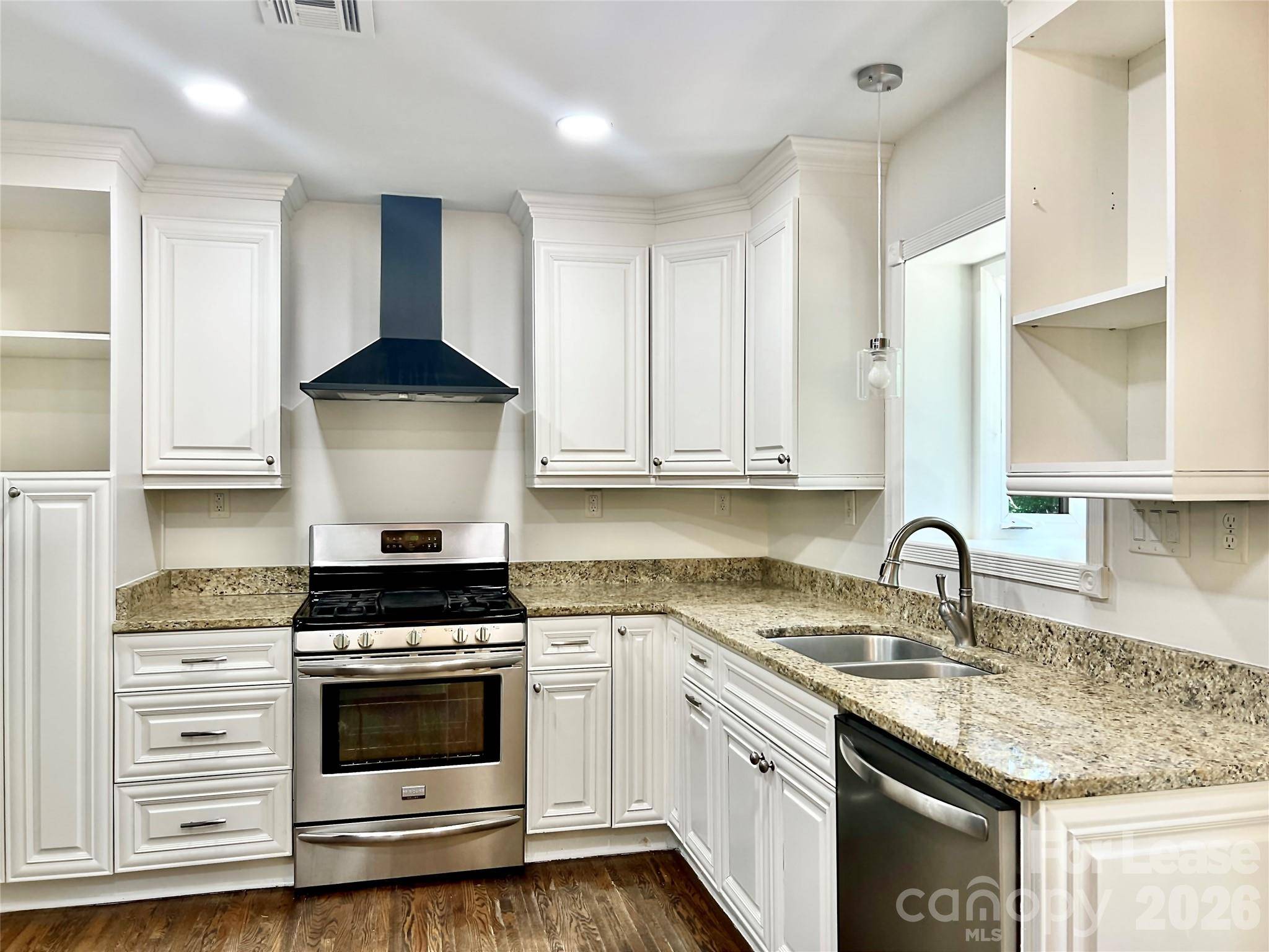 2200 Fair Forest DR, Matthews, NC 28105