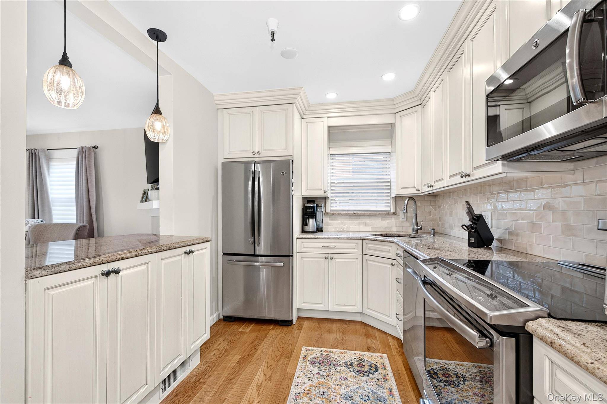 36 Greenridge AVE #202, White Plains, NY 10605