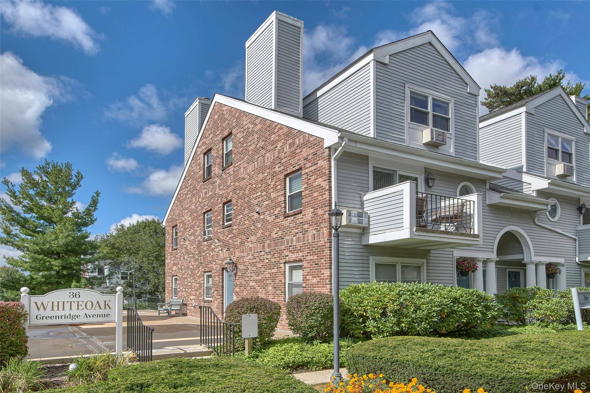 36 Greenridge AVE #202, White Plains, NY 10605