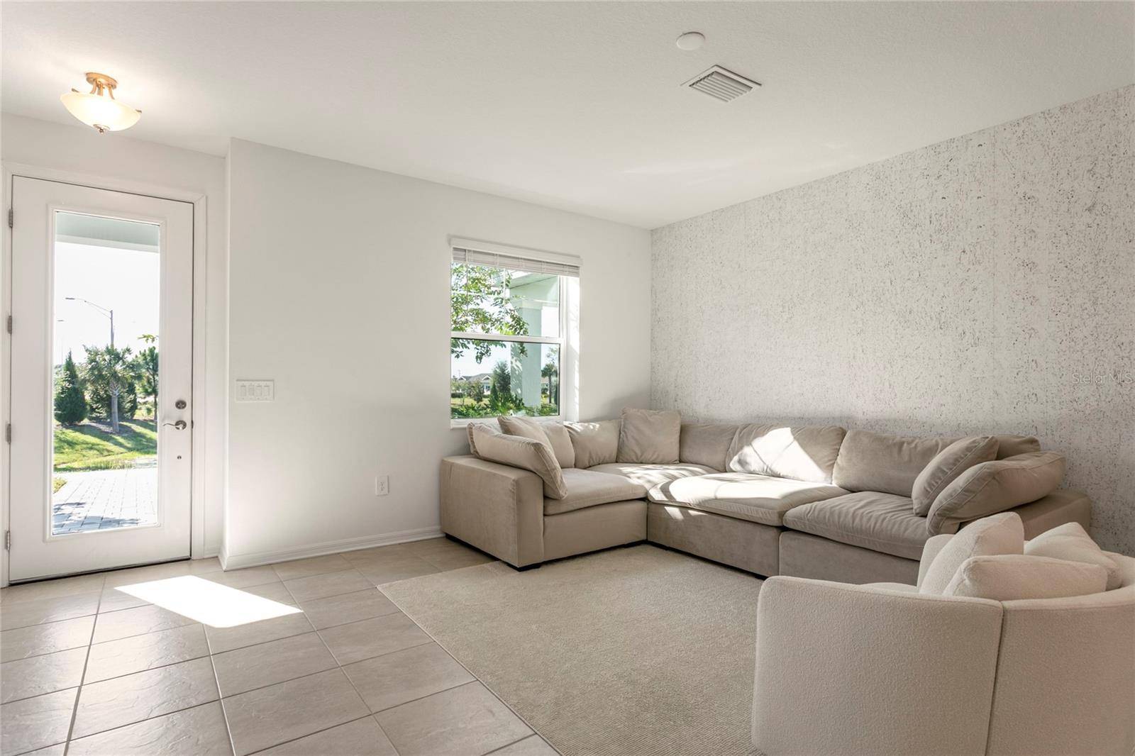 1741 CLEAT LN, Sarasota, FL 34240