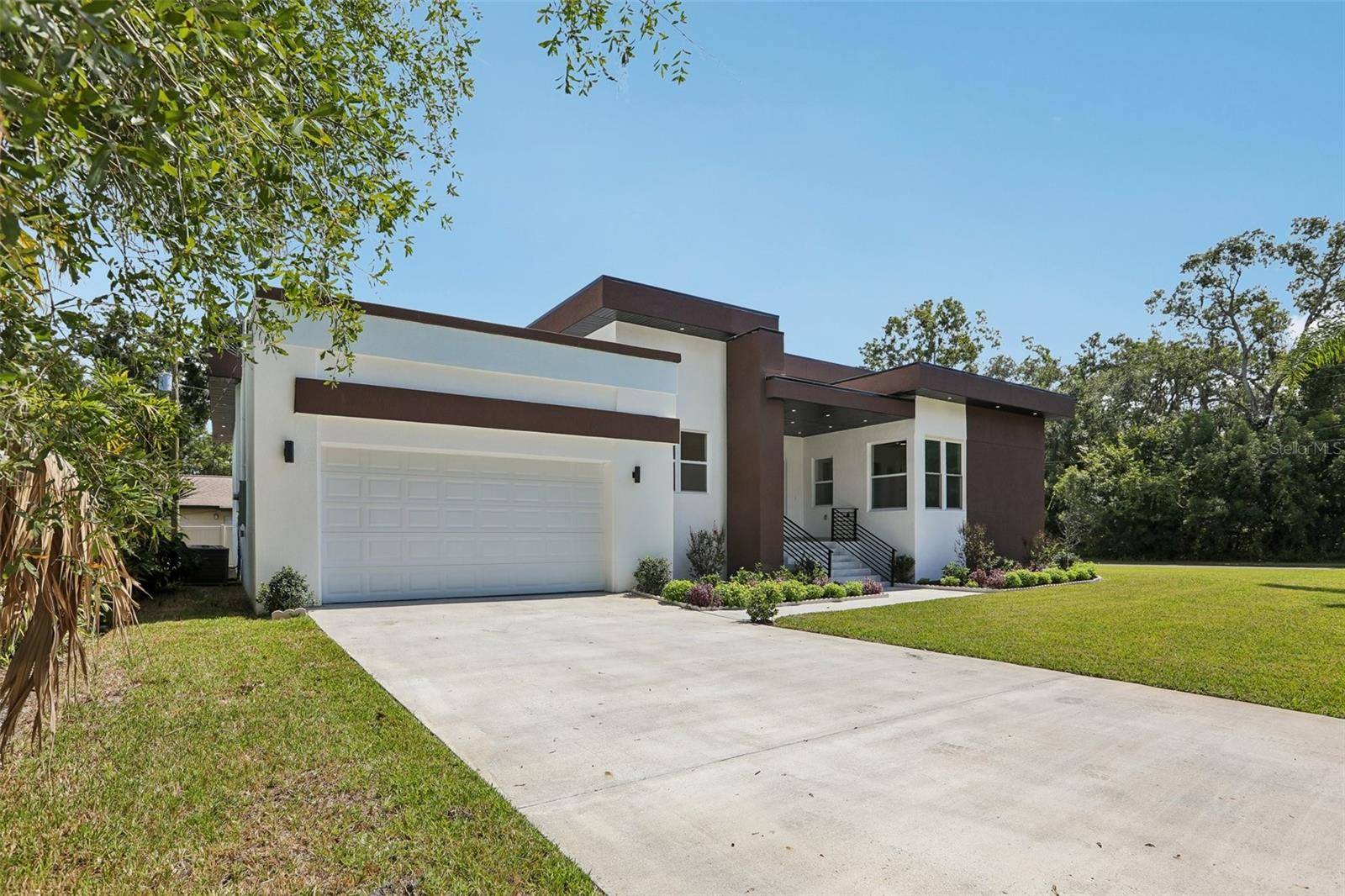 806 LAMONT PL, Temple Terrace, FL 33617